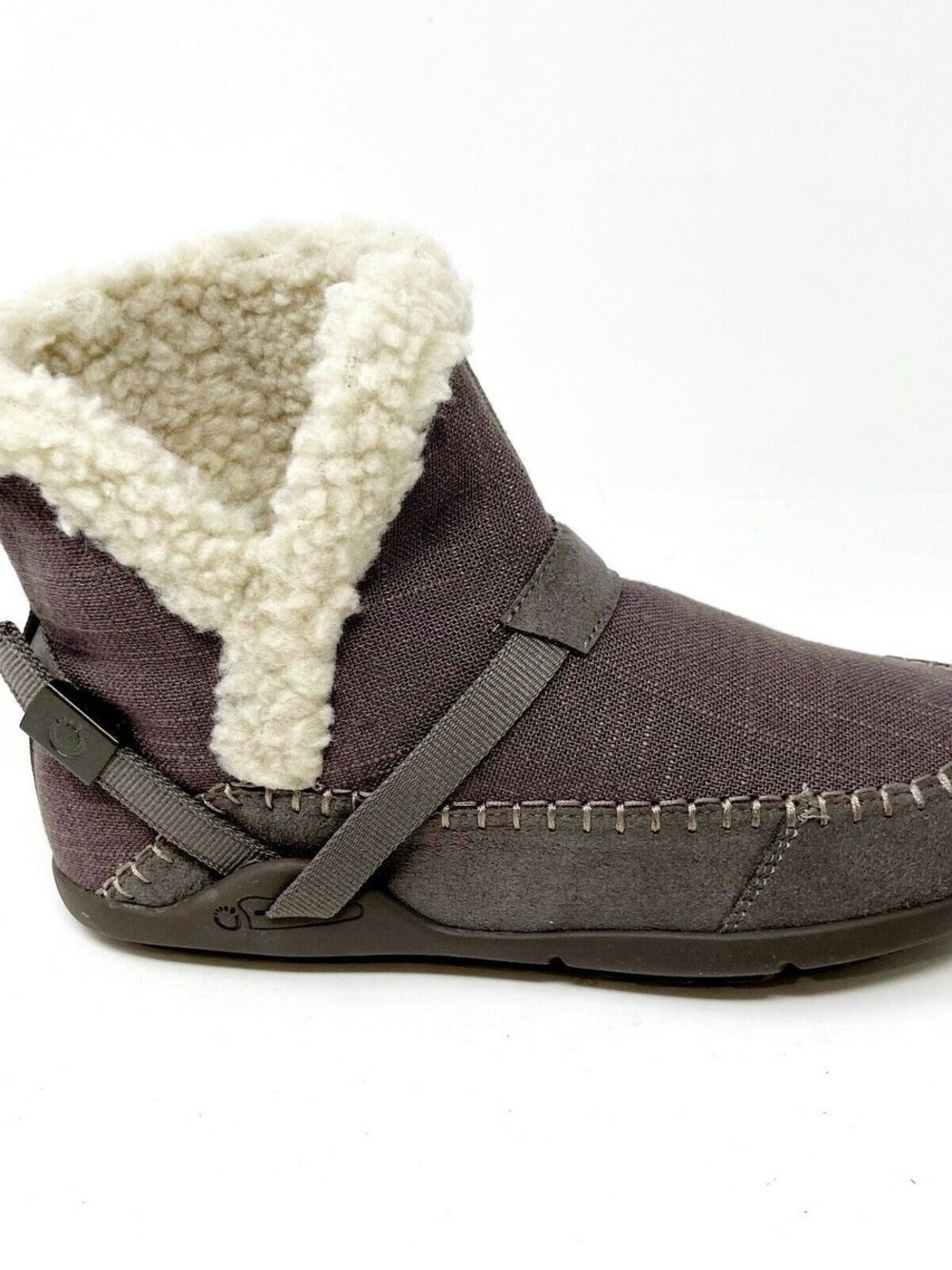 Like new Xero Shoes Ashland Dark Taupe Womens Pull On Faux Fur Boots 
Size 8.5Wo